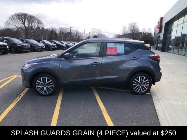 Certified 2024 Nissan Kicks SV image 3