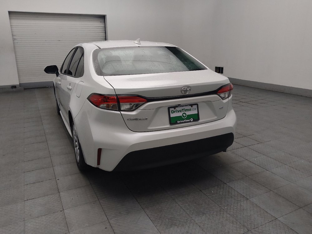 Used 2025 Toyota Corolla LE FWD image 5