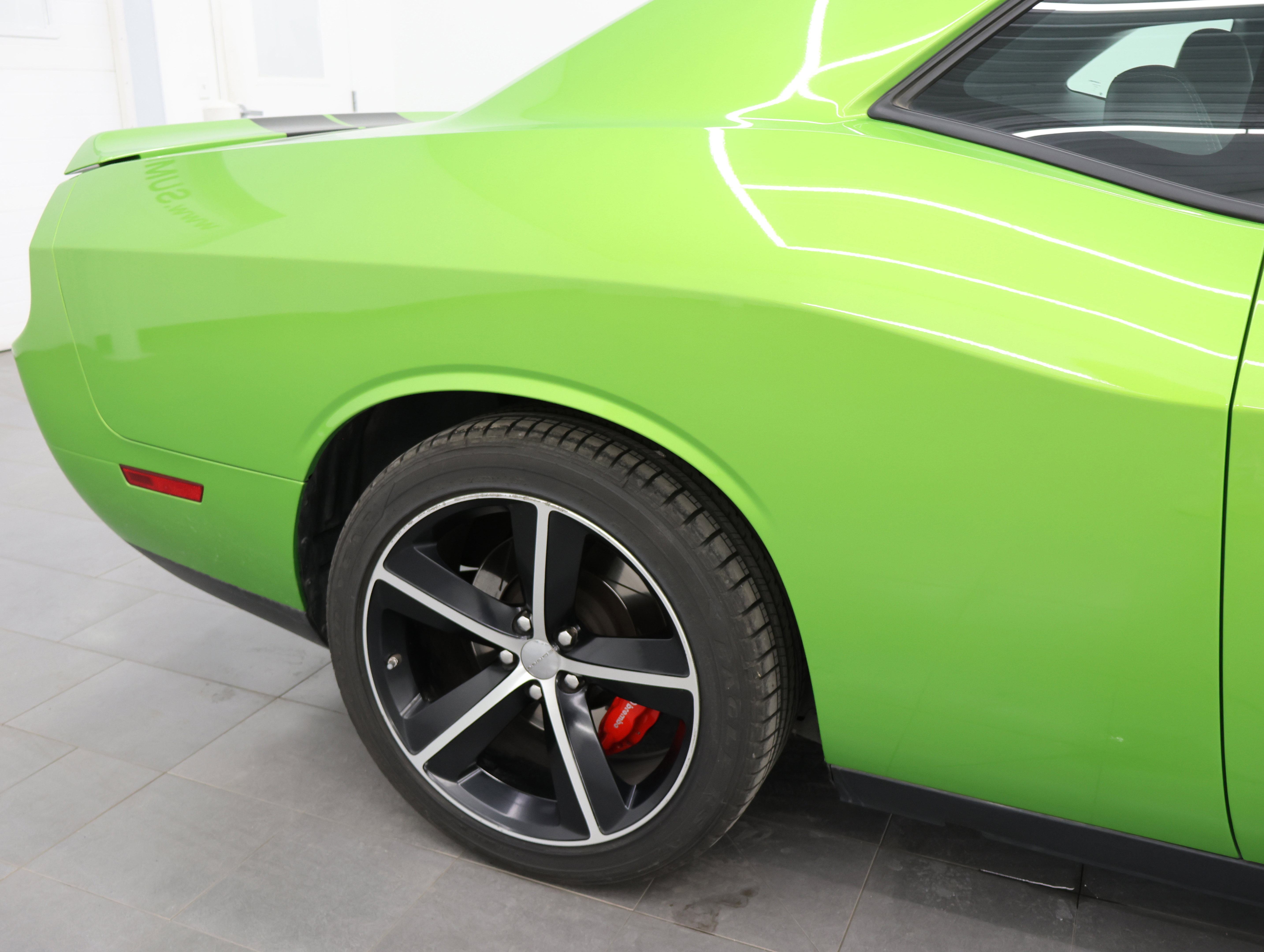 Used 2011 Dodge Challenger SRT8 w/ Green w/Envy Group image 26