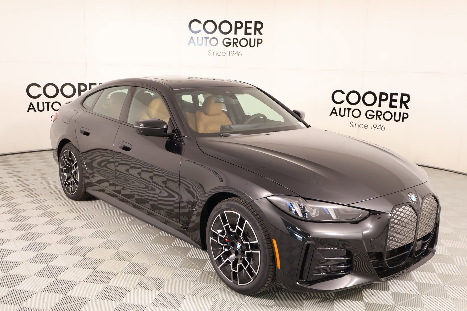 New 2026 BMW i4 xDrive40i w/ M Sport Package AWD/4WD image 1