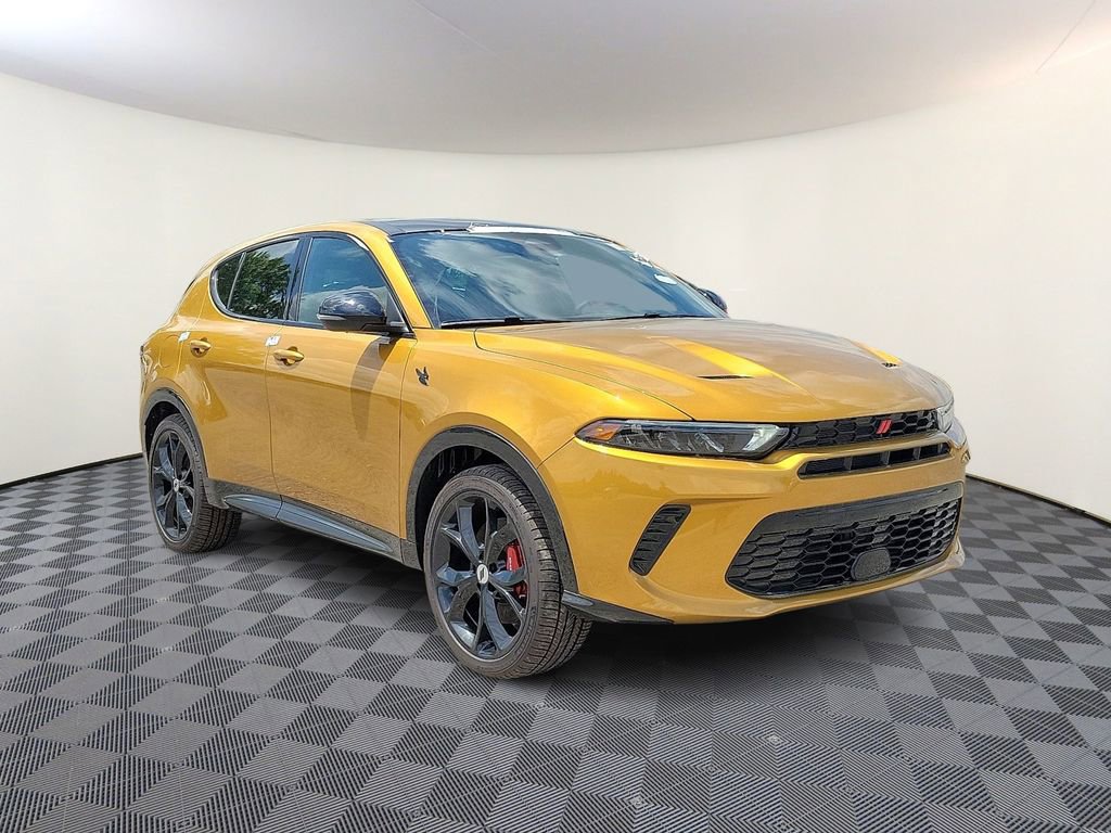 Used 2024 Dodge Hornet R/T Plus image 1