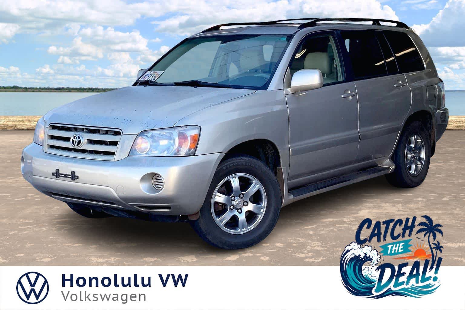 Used 2005 Toyota Highlander 4WD V6 w/ 3rd Row image 1