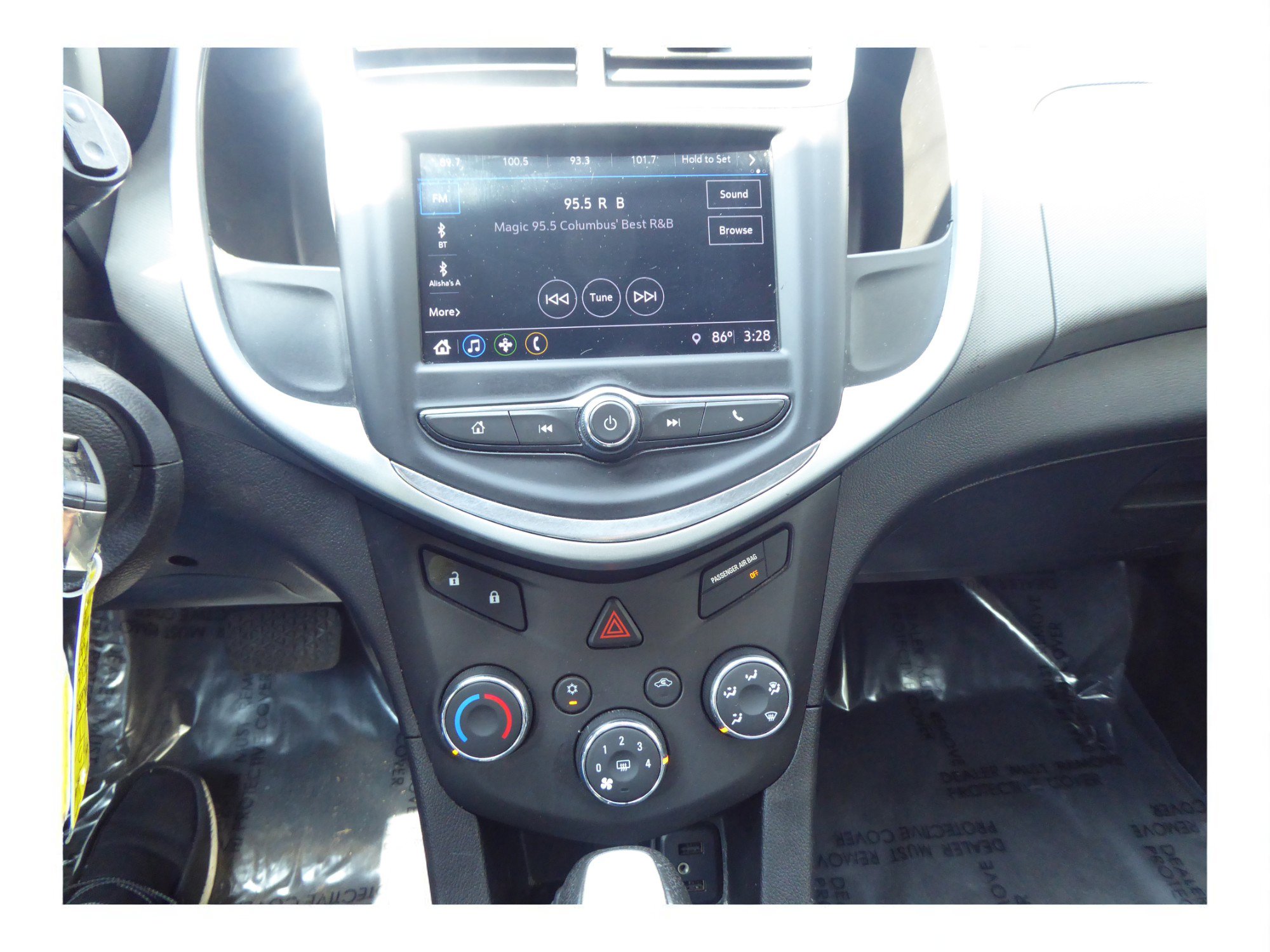Used 2018 Chevrolet Sonic LT image 12
