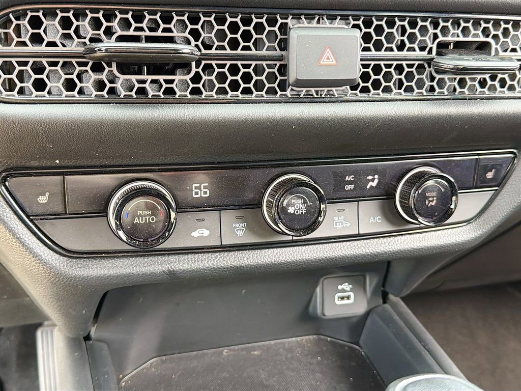 Used 2024 Honda HR-V Sport image 11