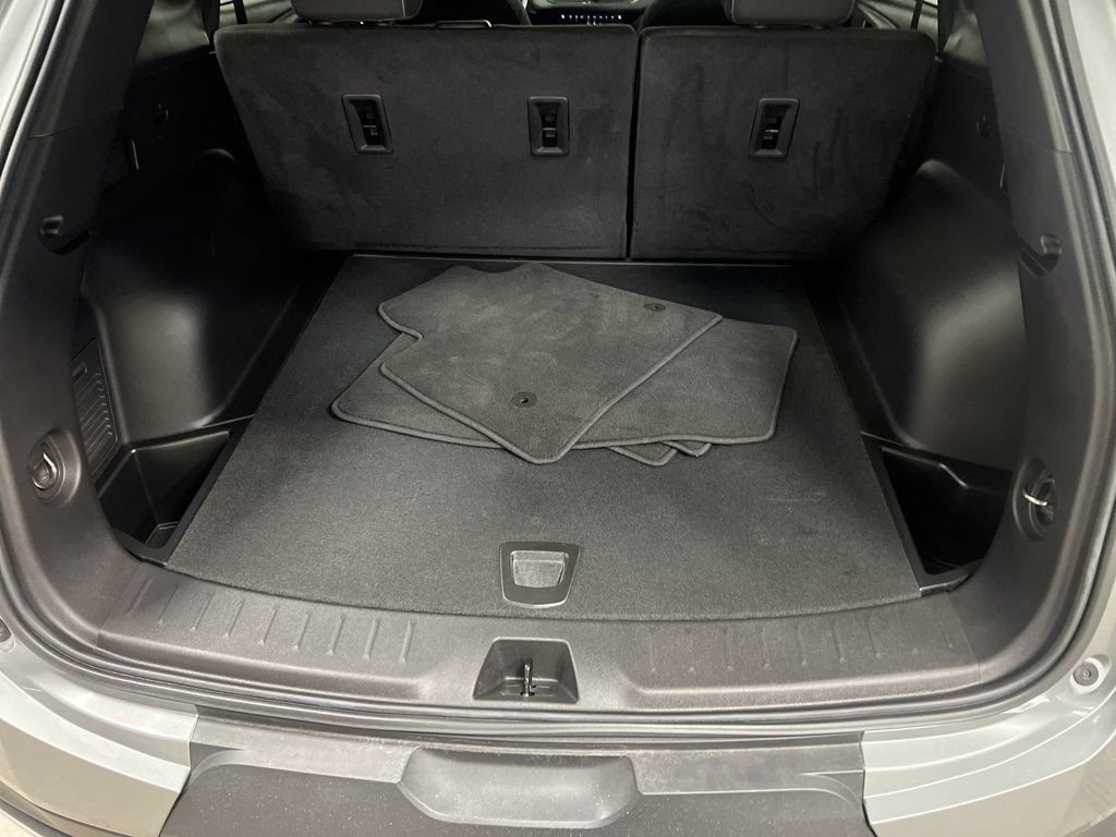 Certified 2023 Chevrolet Blazer LT AWD/4WD image 12