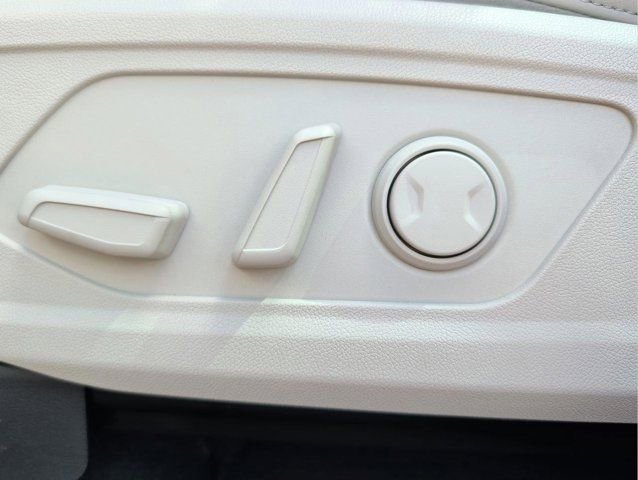 New 2026 Kia Sorento S FWD image 22