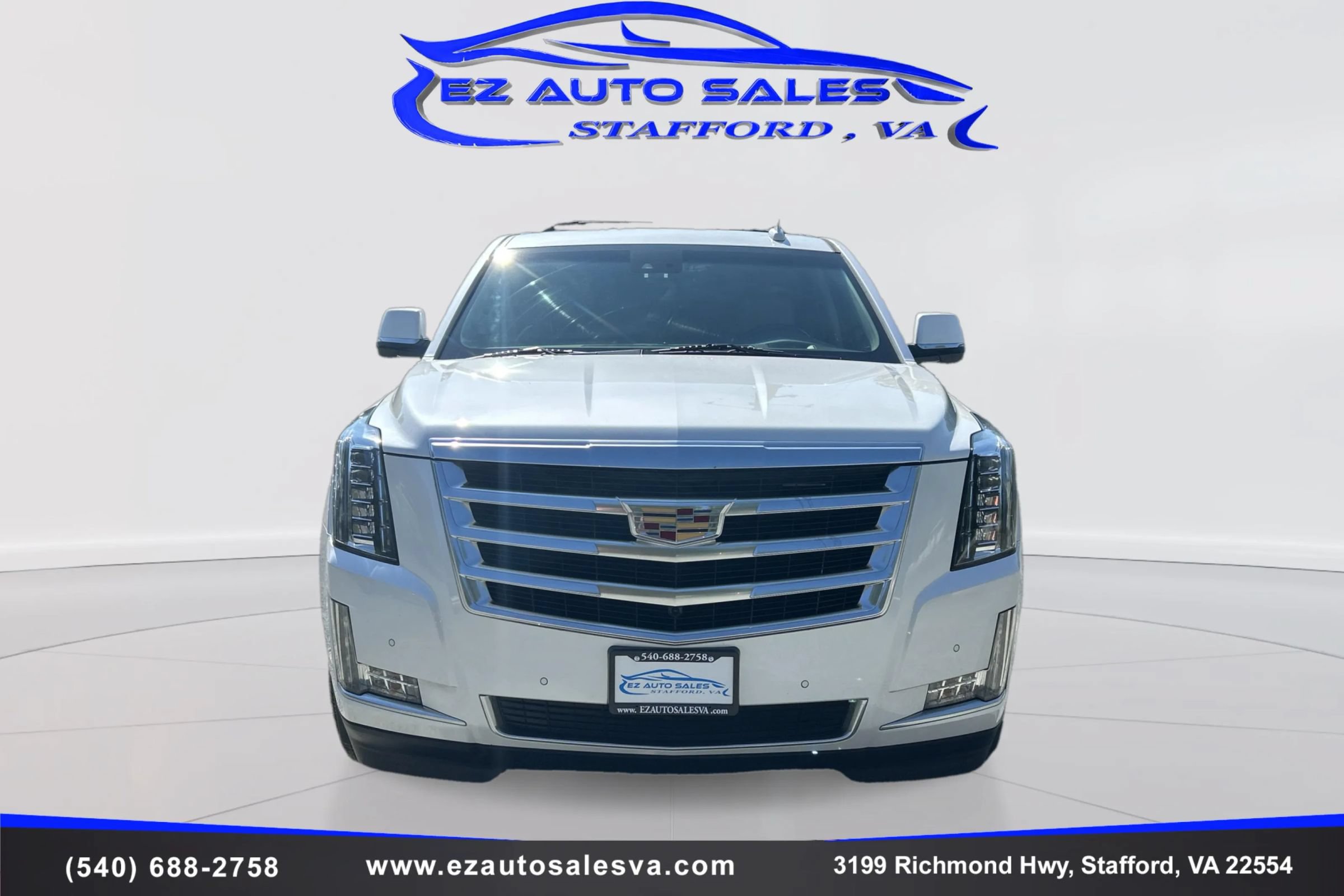 Used 2016 Cadillac Escalade ESV Luxury AWD/4WD image 2