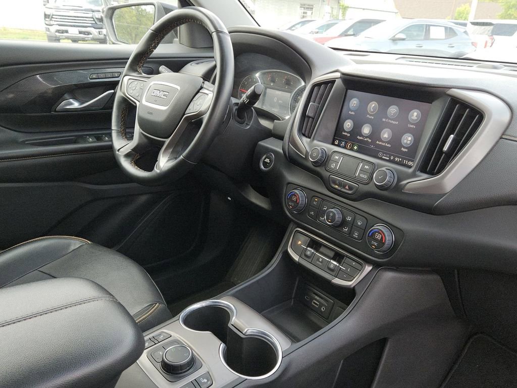 Used 2023 GMC Terrain AT4 image 30