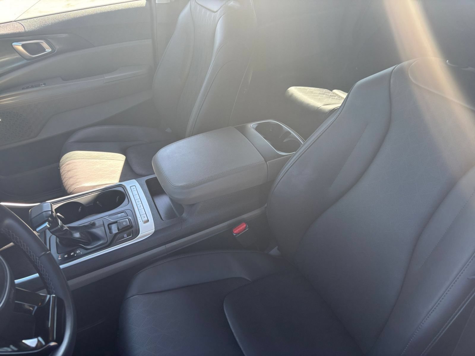 Used 2026 Kia Carnival FWD image 39