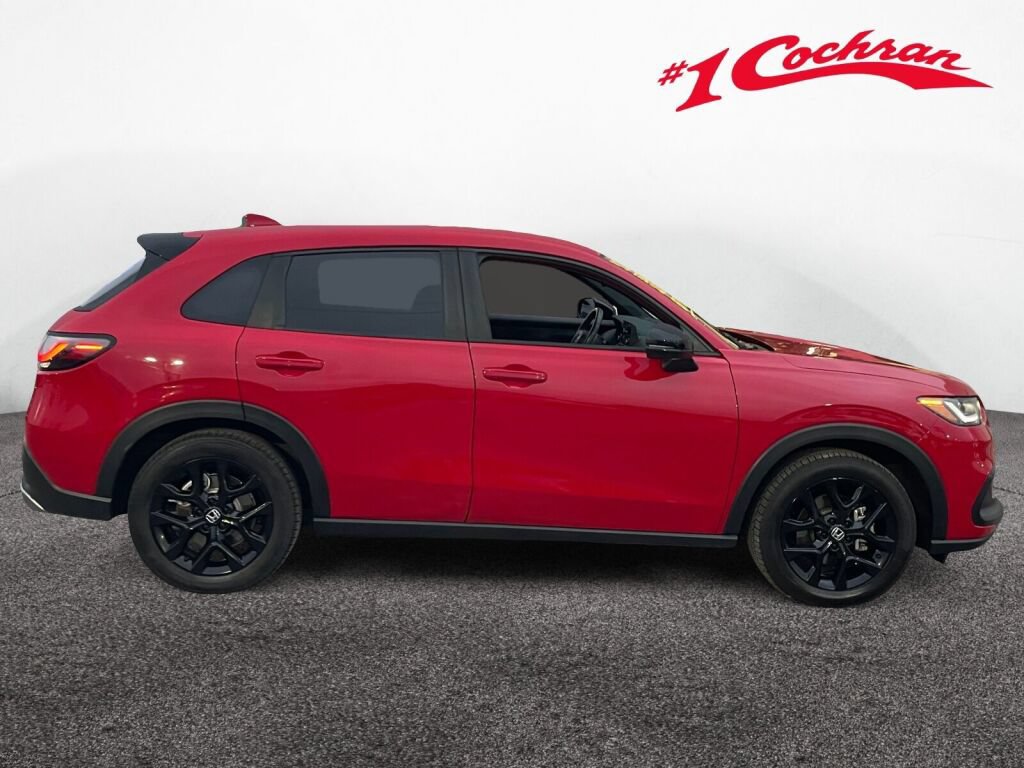 Certified 2025 Honda HR-V Sport image 27