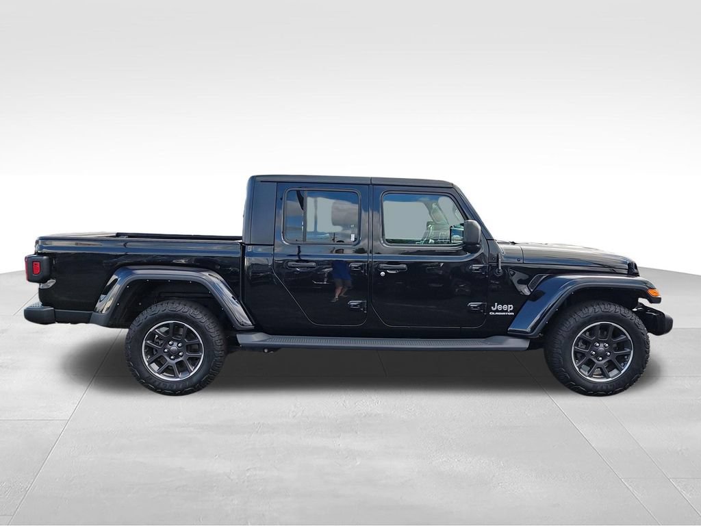 Used 2021 Jeep Gladiator Overland w/ Cold Weather Group AWD/4WD image 6