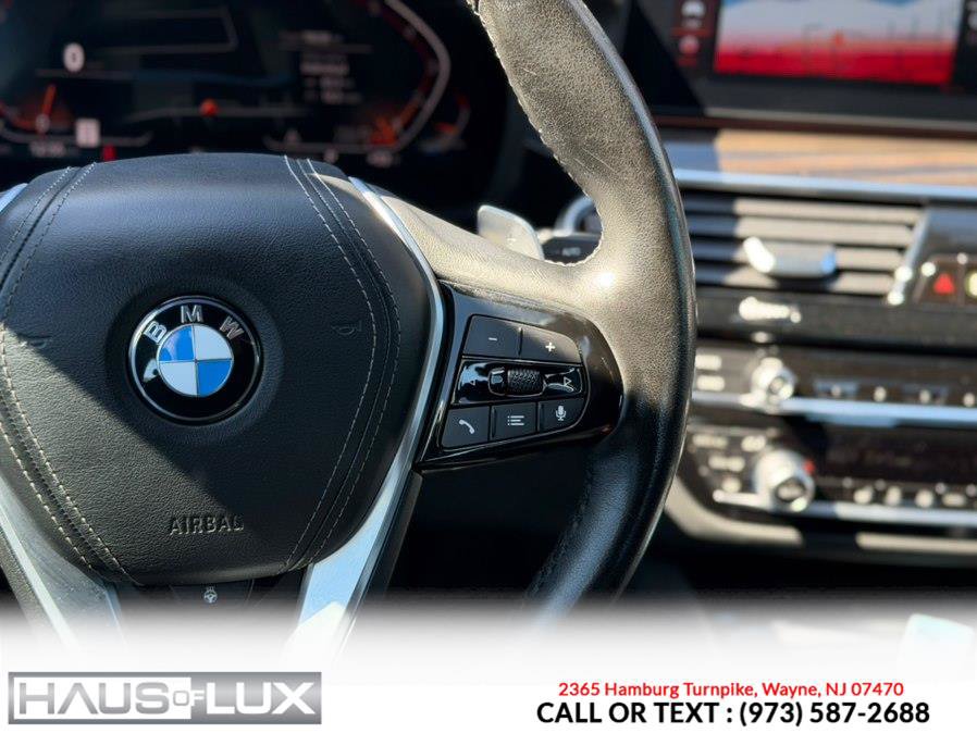 Used 2021 BMW 530i xDrive w/ Convenience Package AWD/4WD image 32