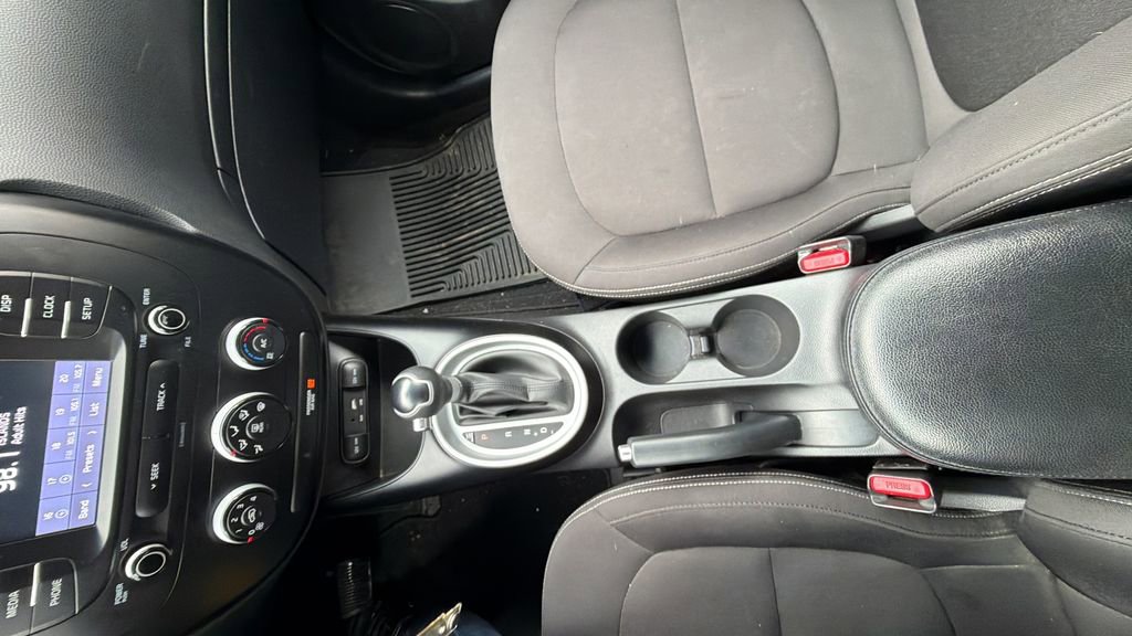 Used 2017 Kia Soul w/ Convenience Package image 22