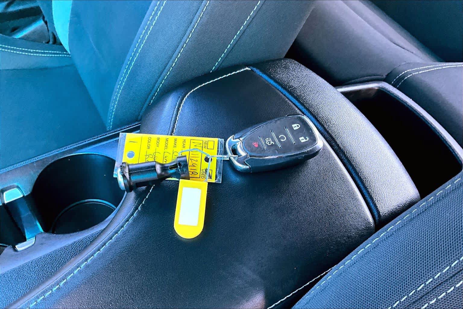 Used 2022 Chevrolet Camaro LT RWD image 14