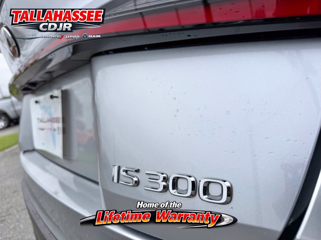 Used 2022 Lexus IS 300 w/ Premium Package RWD image 8