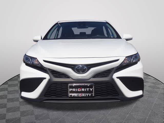 Used 2024 Toyota Camry SE FWD image 5