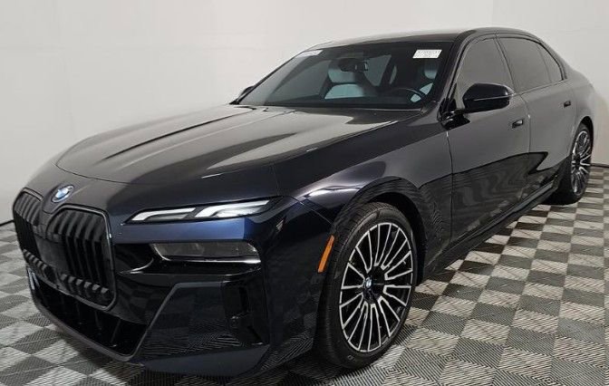 Used 2025 BMW i7 xDrive60