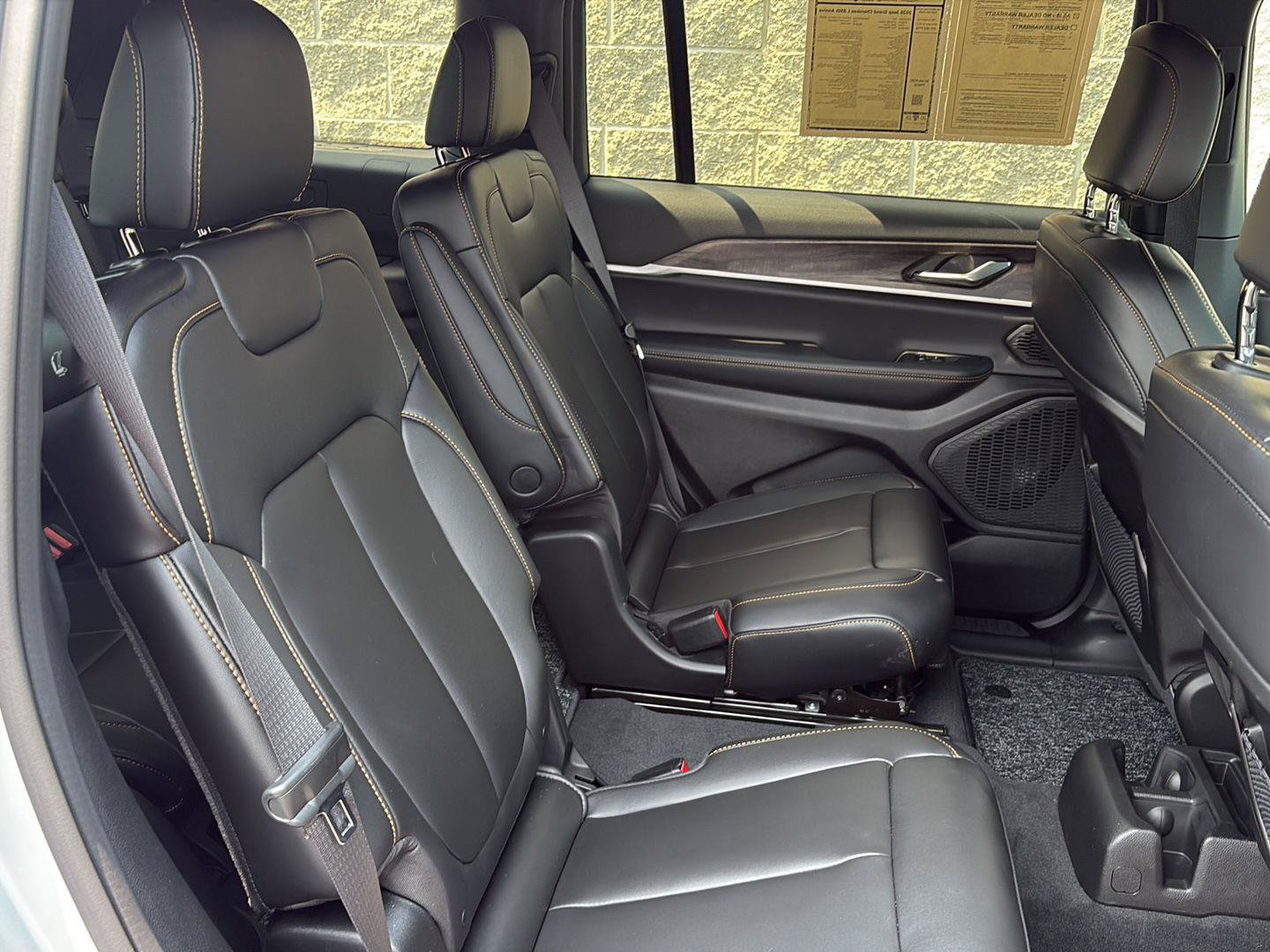 Used 2026 Jeep Grand Cherokee L Limited AWD/4WD image 30