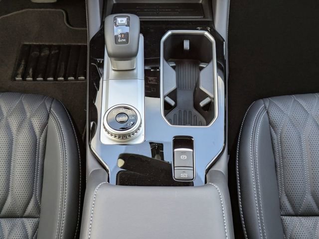 New 2026 Mitsubishi Outlander SEL image 22