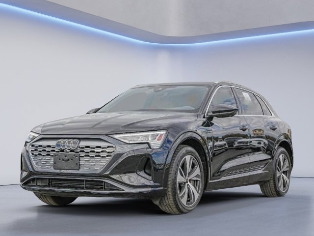 Used 2024 Audi Q8 e-tron Premium Plus image 6