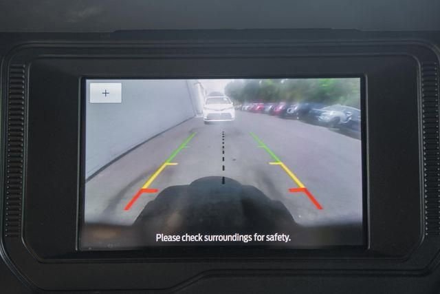 Used 2023 Ford Bronco Black Diamond image 2