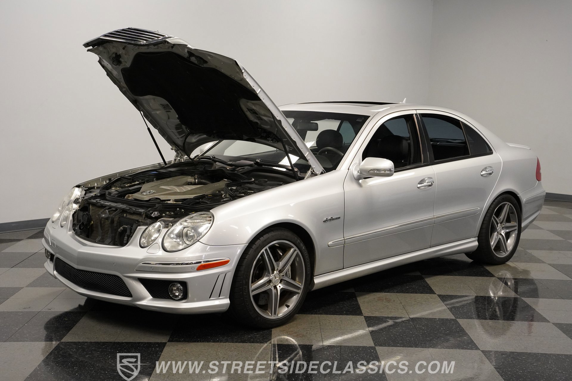 Used 2007 Mercedes-Benz E 63 AMG Sedan image 31