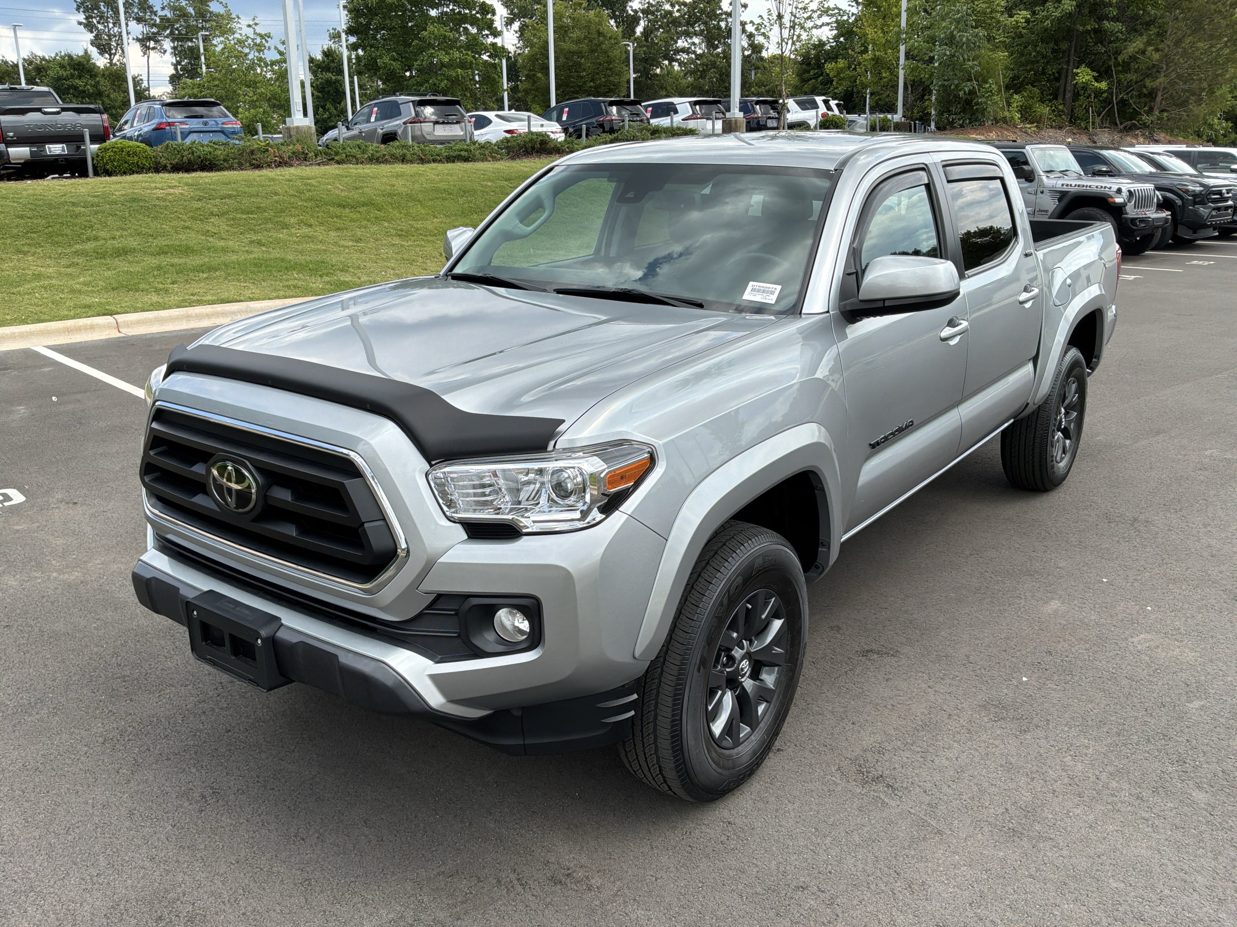 Used 2023 Toyota Tacoma SR5 RWD image 5