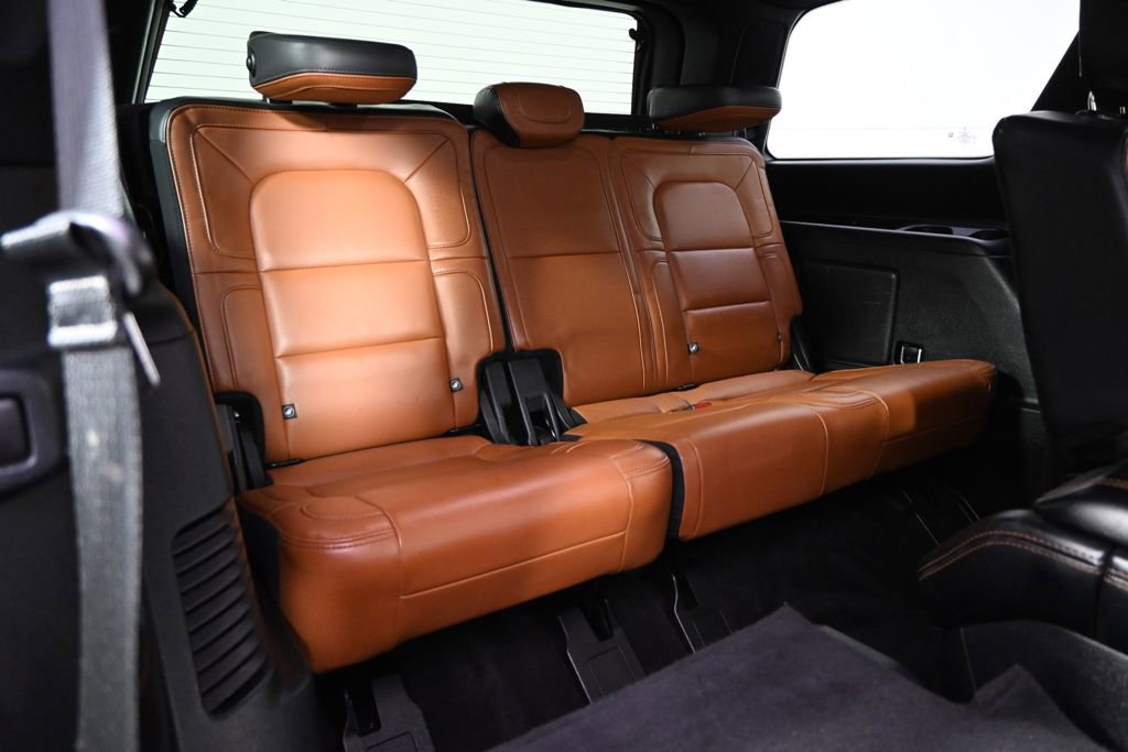 Used 2021 Lincoln Navigator Reserve AWD/4WD image 19