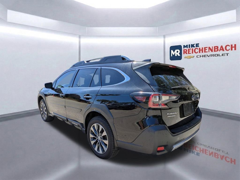 Used 2023 Subaru Outback Touring image 6