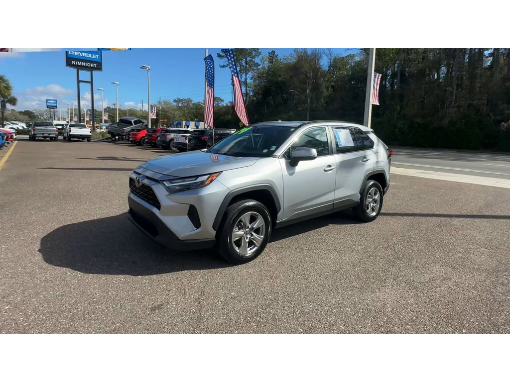 Used 2024 Toyota RAV4 XLE image 6