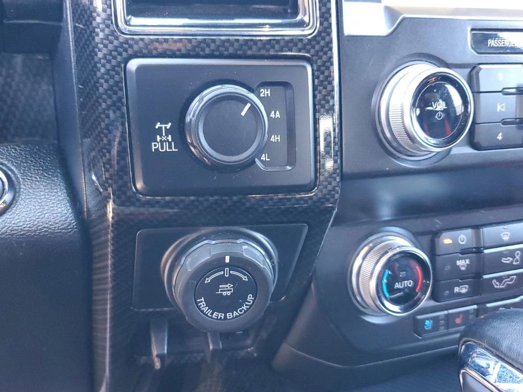 Used 2020 Ford F150 Lariat w/ Equipment Group 502A Luxury image 28