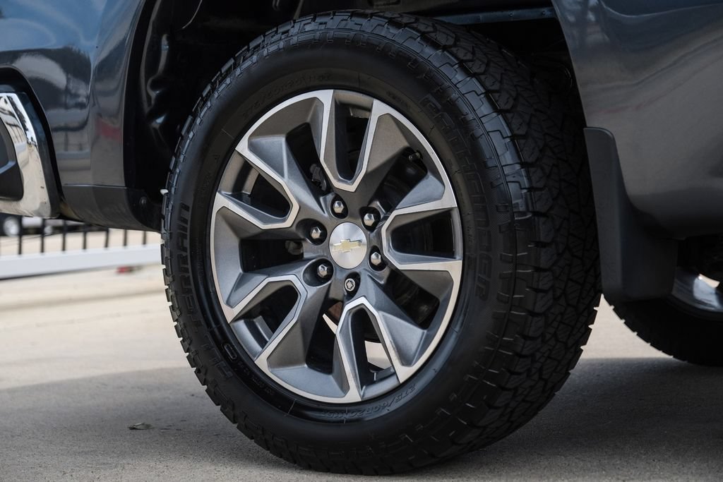 Used 2019 Chevrolet Silverado 1500 LT w/ Texas Edition AWD/4WD image 60