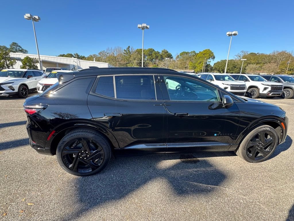 New 2026 Chevrolet Equinox EV RS FWD image 6