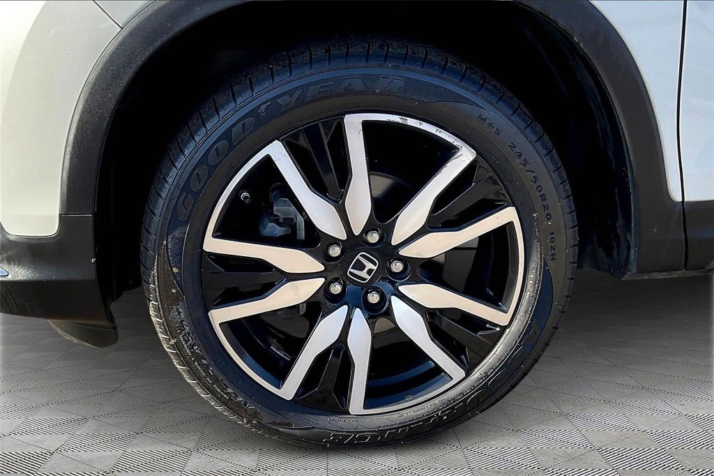 Used 2019 Honda Pilot Elite image 34
