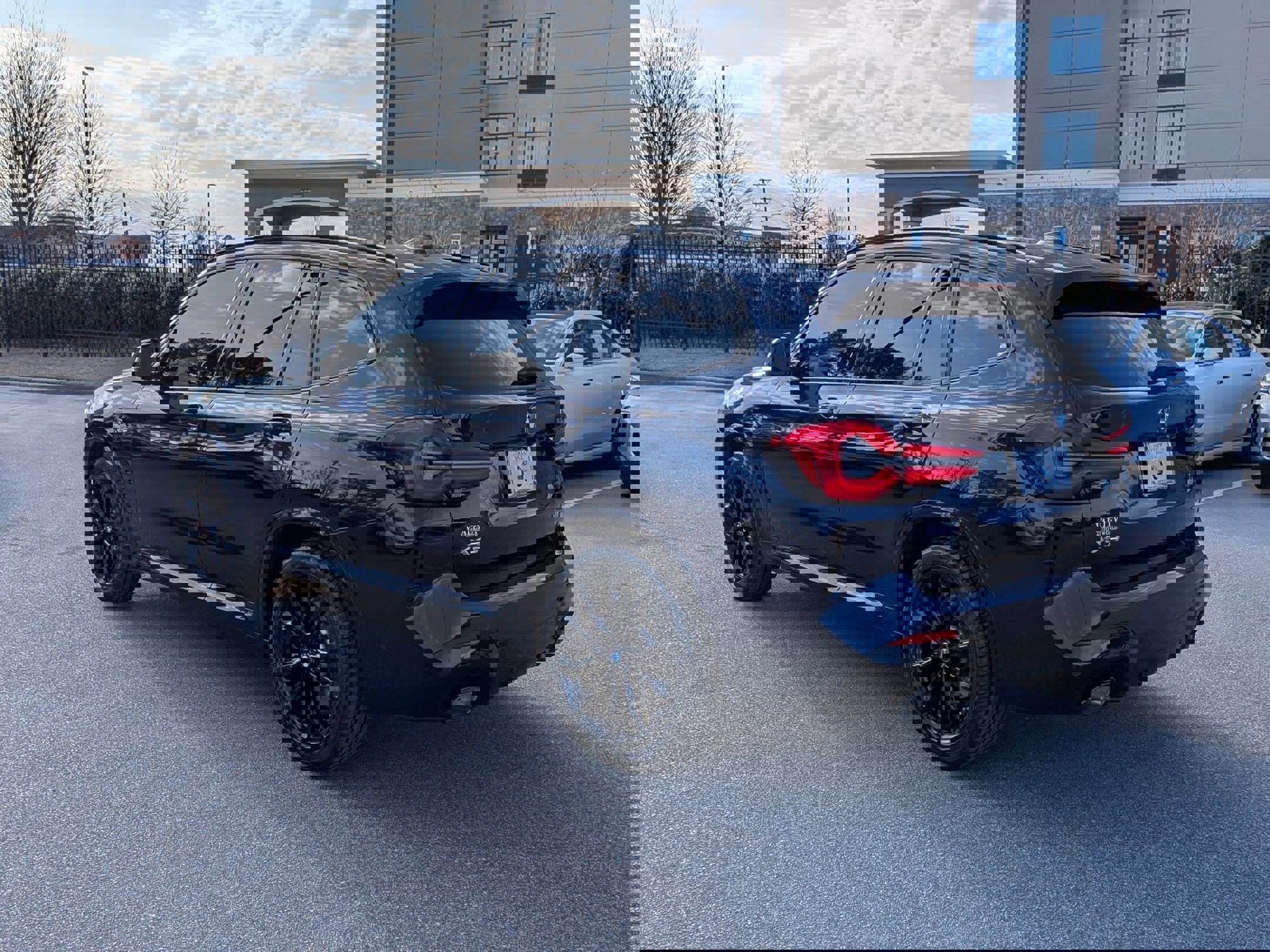 Used 2023 BMW X3 xDrive30i w/ M Sport Package image 5