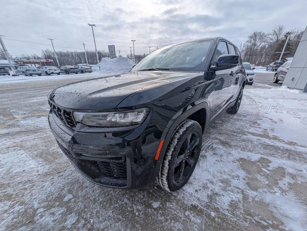 New 2026 Jeep Grand Cherokee Limited w/ Limited Altitude Package image 8
