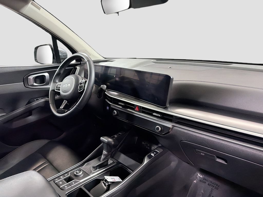 Used 2024 Kia Sorento S w/ Panoramic Sunroof Package FWD image 33