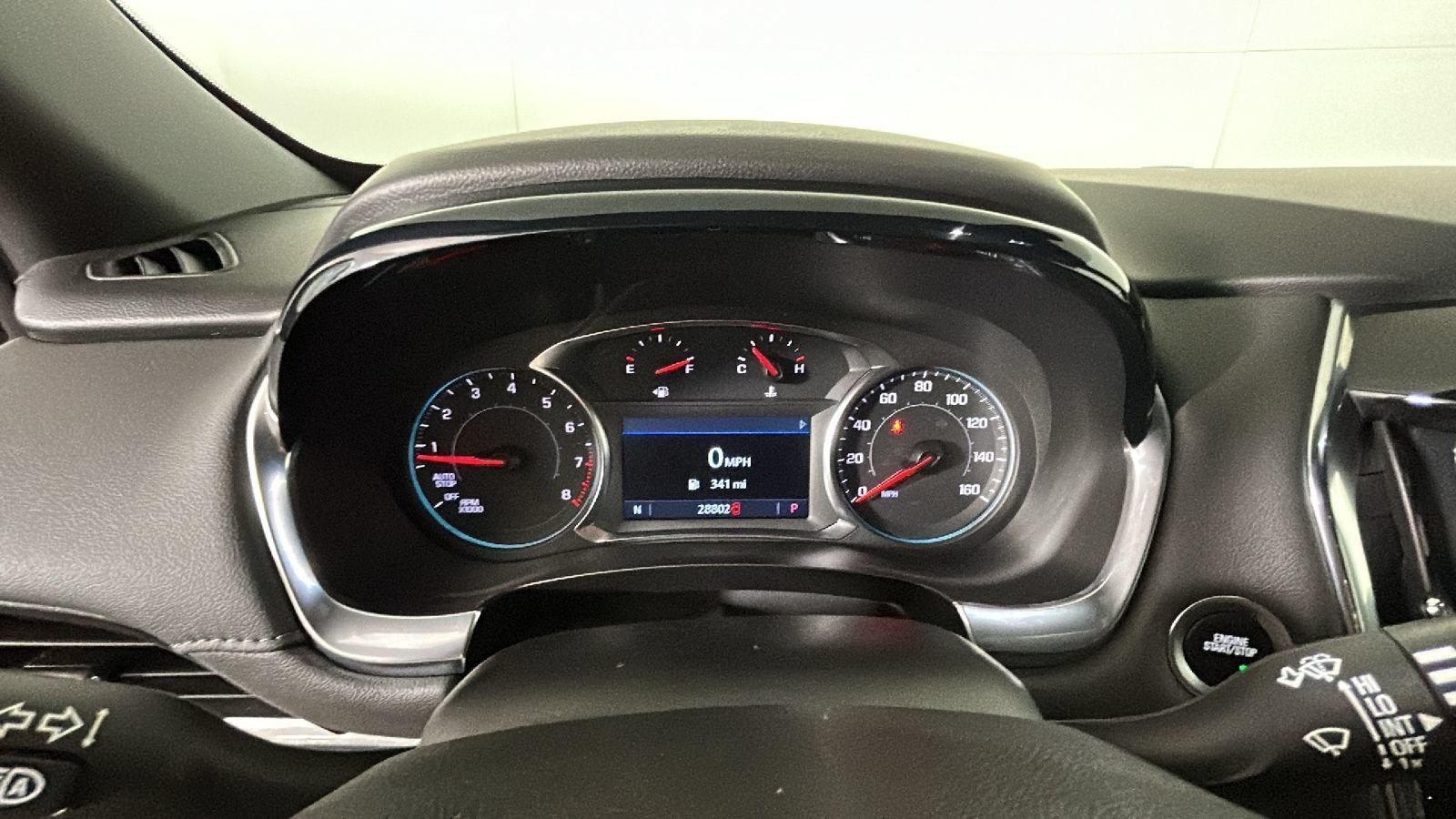 Used 2023 Chevrolet Traverse LT FWD image 20