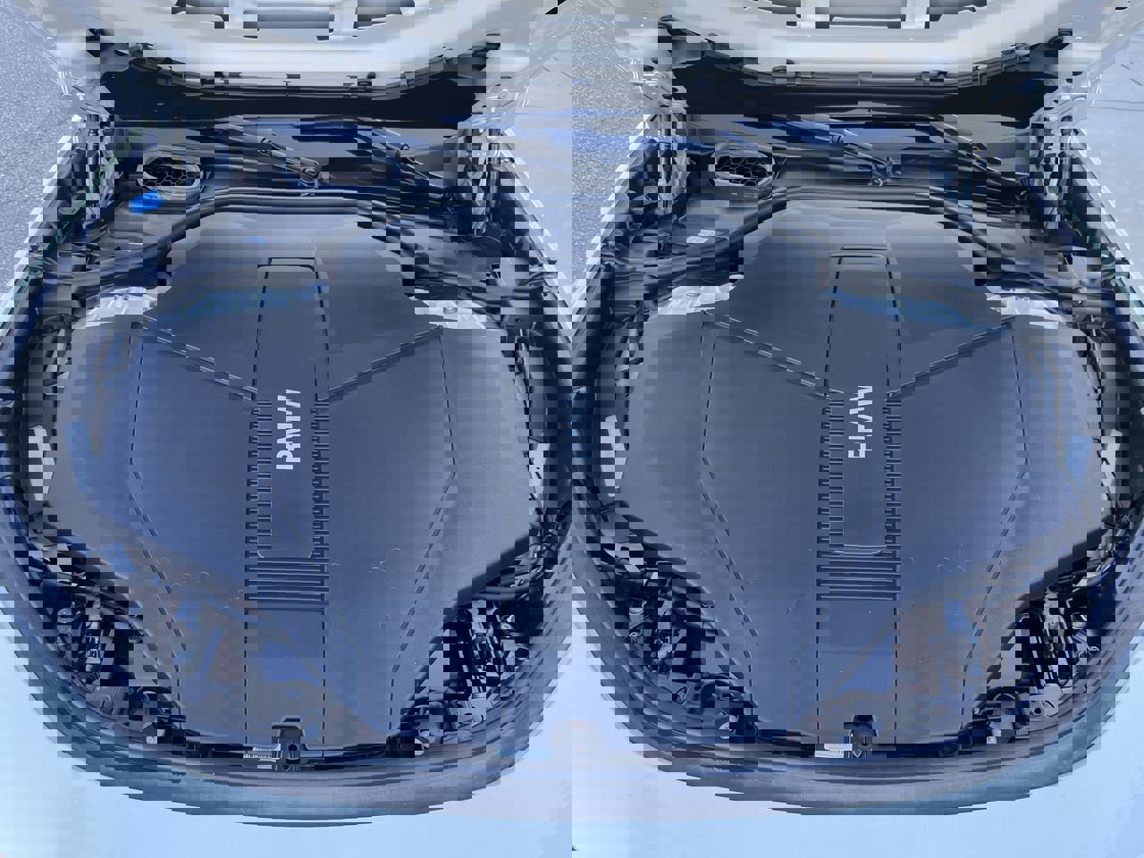 Used 2025 BMW i7 eDrive50 w/ M Sport Package image 38