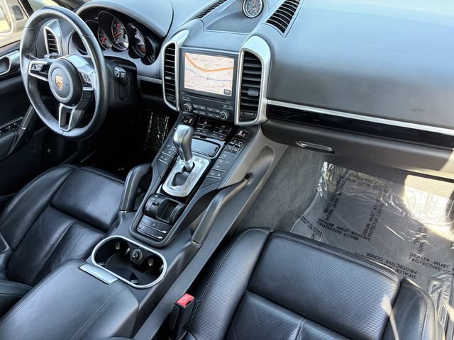 Used 2018 Porsche Cayenne AWD/4WD image 21