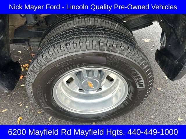 Used 2024 Chevrolet Silverado 3500 LTZ w/ LTZ Convenience Package image 20