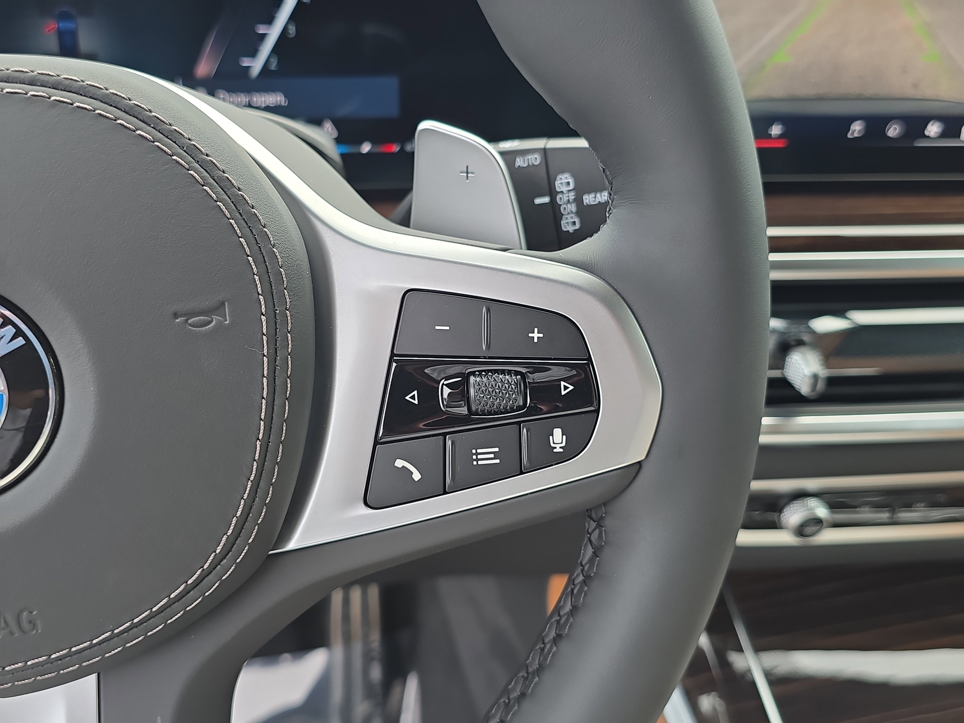 New 2026 BMW X5 sDrive40i w/ M Sport Package image 35