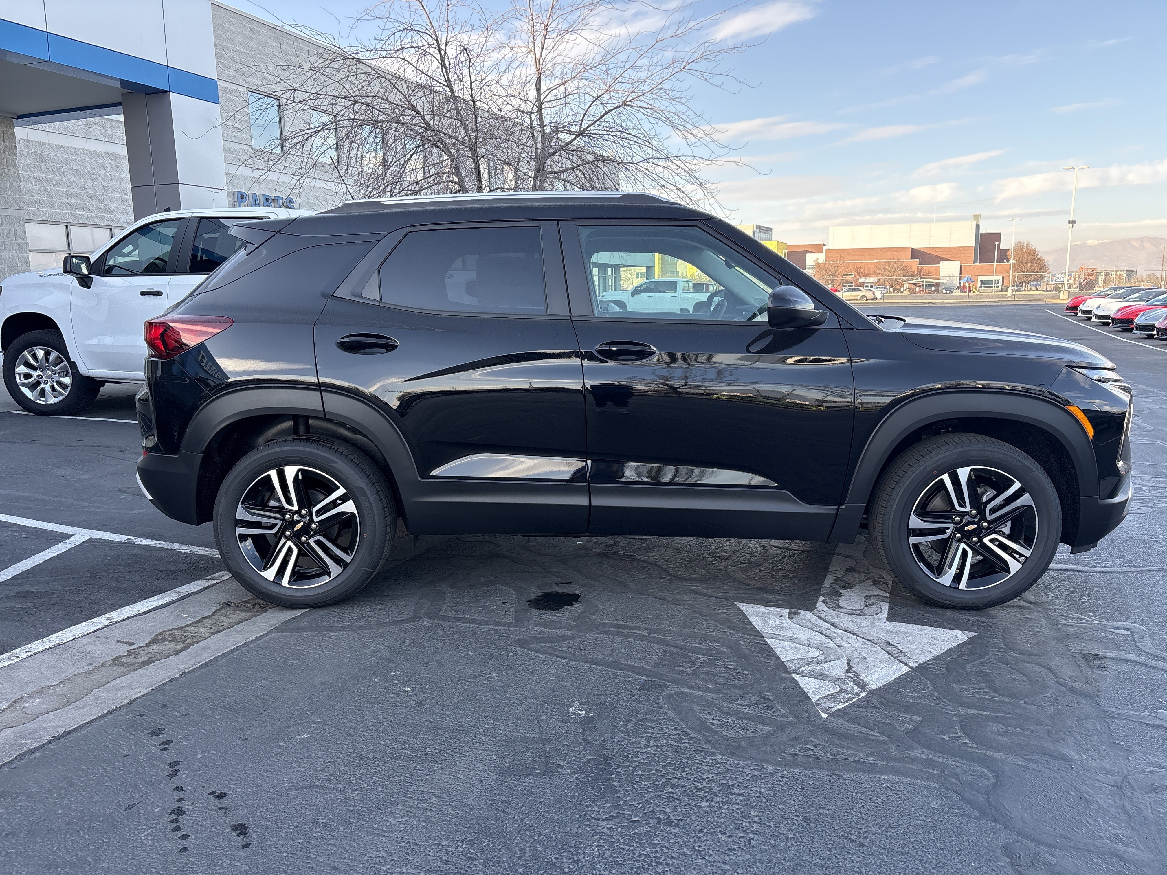 New 2026 Chevrolet TrailBlazer LT w/ Convenience Package AWD/4WD image 6