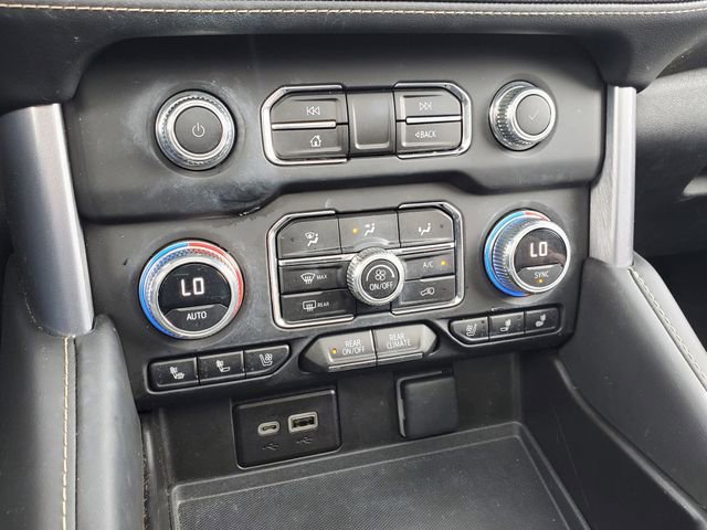 Used 2023 GMC Yukon SLT w/ SLT Luxury Package image 34