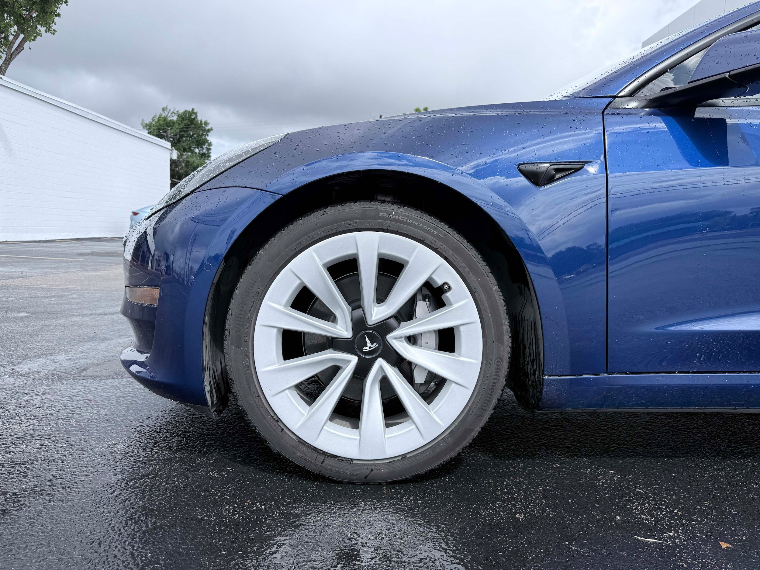 Used 2021 Tesla Model 3 Long Range AWD/4WD image 9