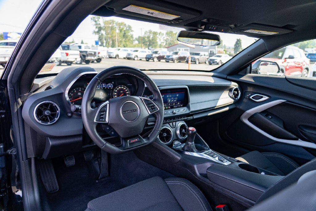 Used 2023 Chevrolet Camaro SS RWD image 14