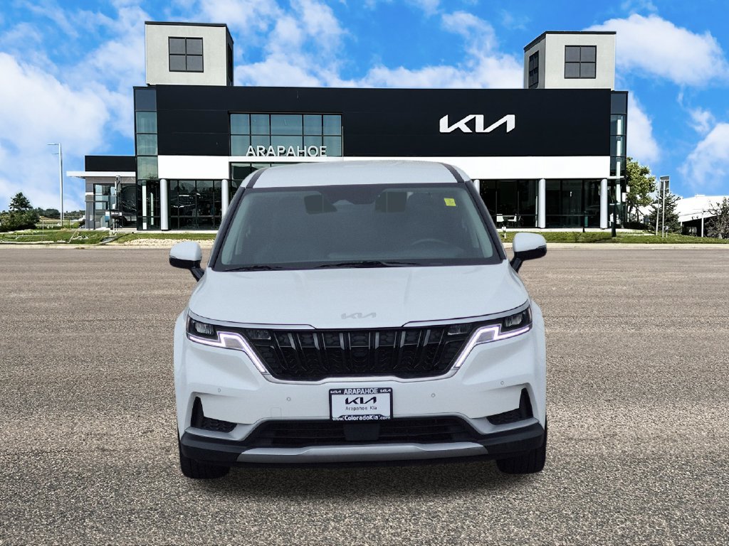 Certified 2024 Kia Carnival EX FWD image 3