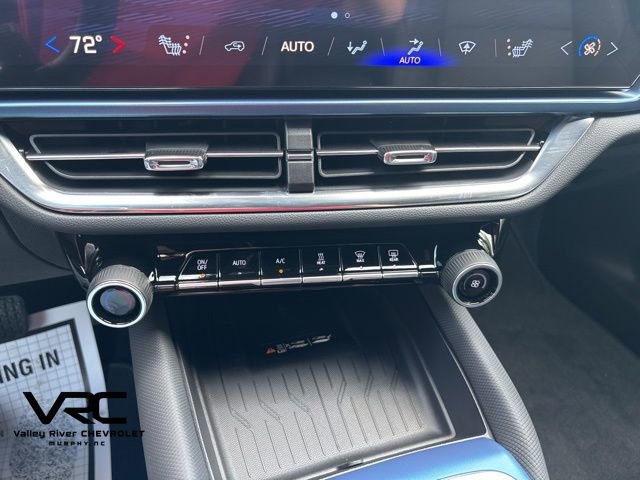 New 2026 Chevrolet Equinox EV LT image 35