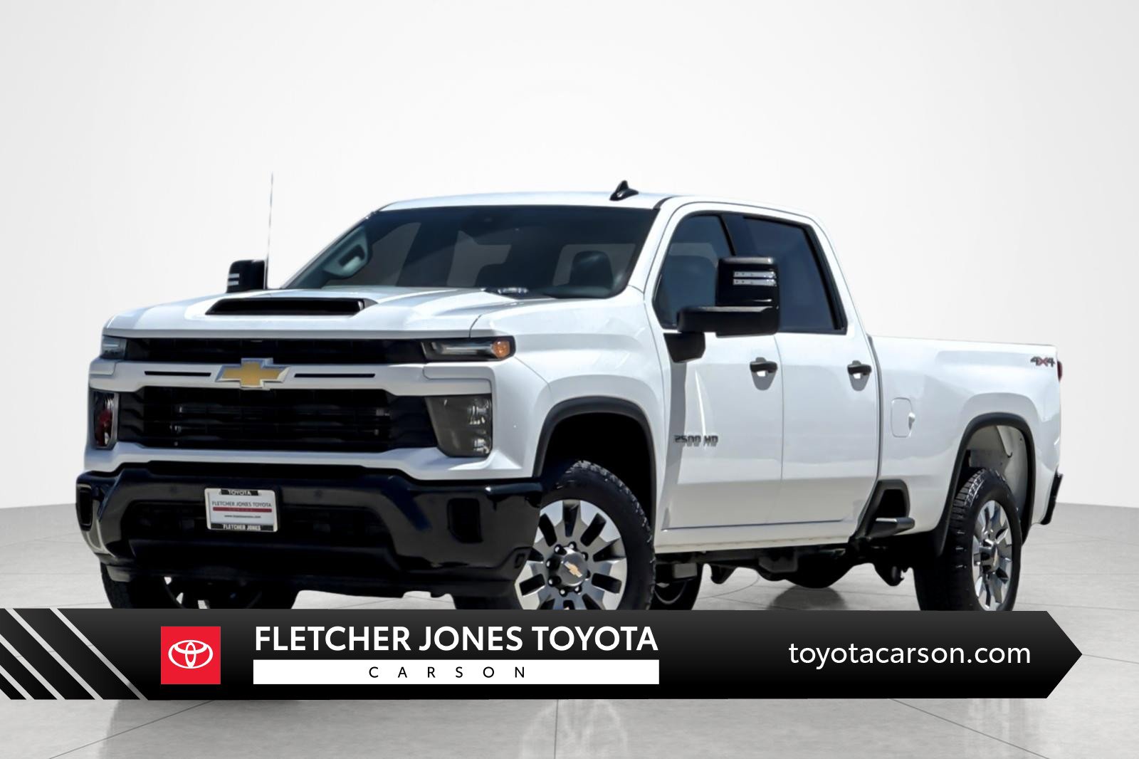 Used 2025 Chevrolet Silverado 2500 Custom w/ Custom Value Package AWD/4WD image 1