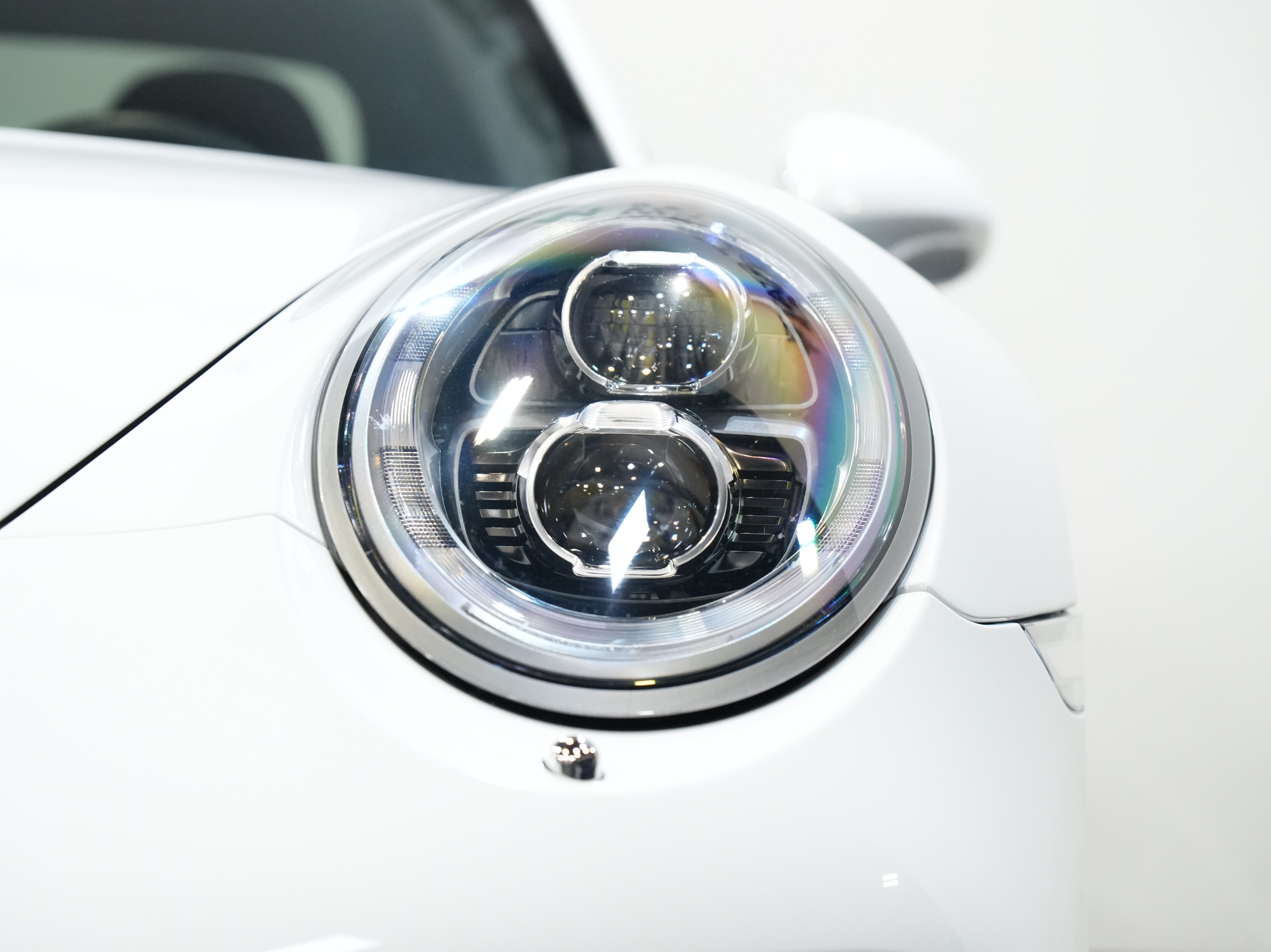 Used 2018 Porsche 911 Turbo S AWD/4WD image 10